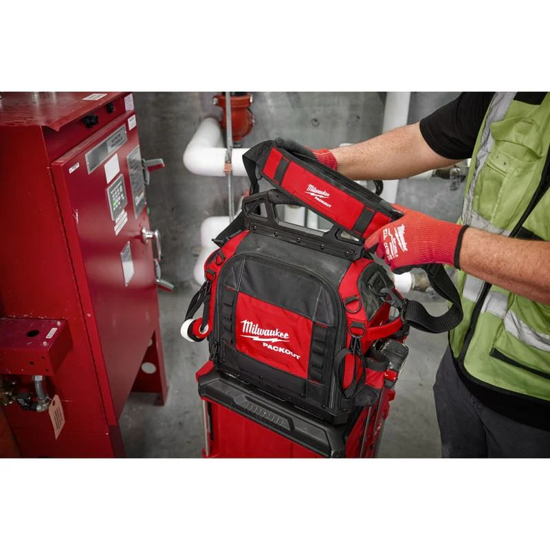 Milwaukee 48-22-8316 PACKOUT 15in Structured Tool Bag - Image 14
