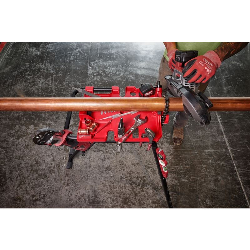 Milwaukee 48-22-8690 6 in Leveling Tripod Chain Vise - Image 31