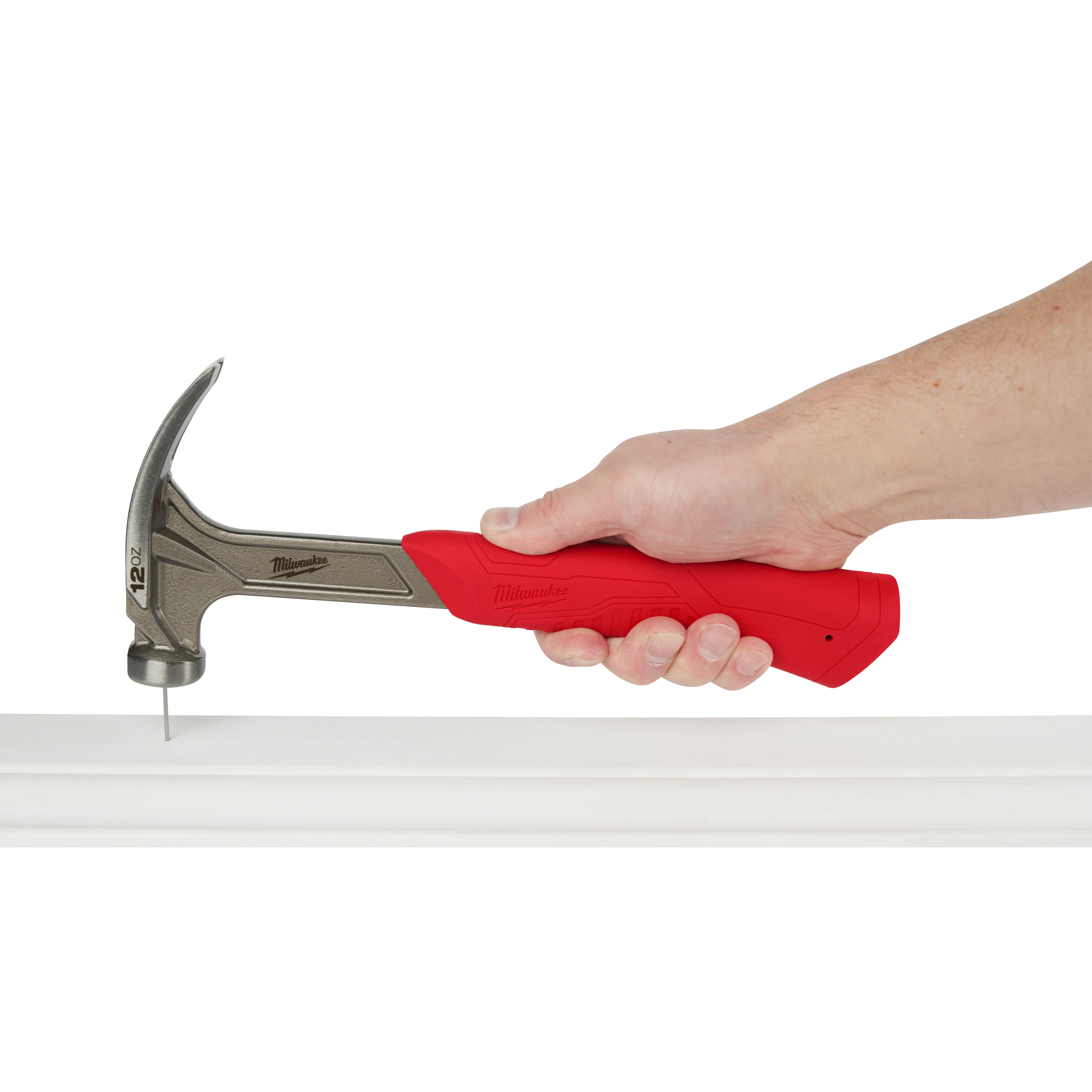 Milwaukee 48-22-9019 12 oz. Smooth Face Hybrid Claw Finish Hammer - Image 6