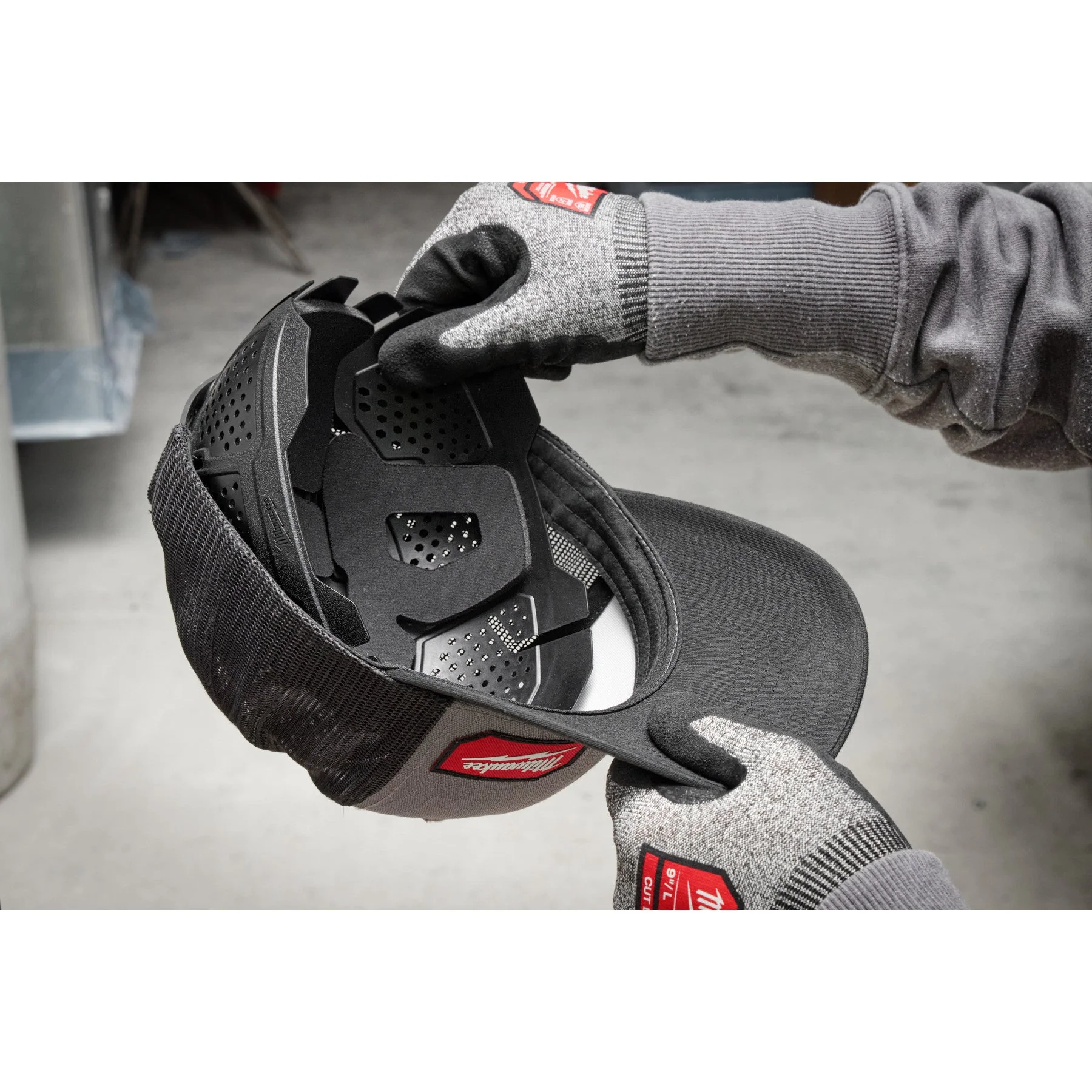 Milwaukee 48-73-1062 Universal Bump Cap Insert - Image 7