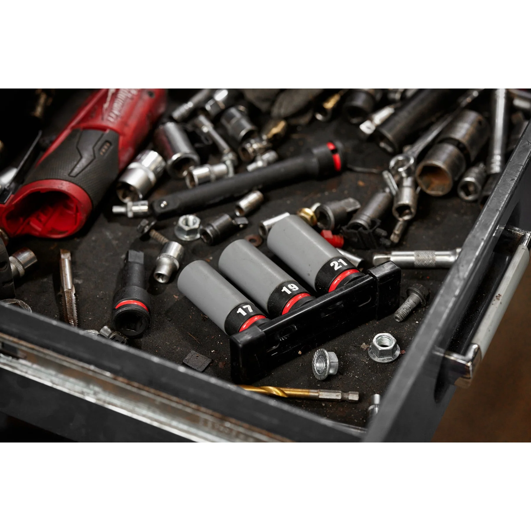 Milwaukee 49-66-7830 SHOCKWAVE Impact Duty™ 1/2 Drive Metric 3PC Lug Nut Wheel Socket Set - Image 4