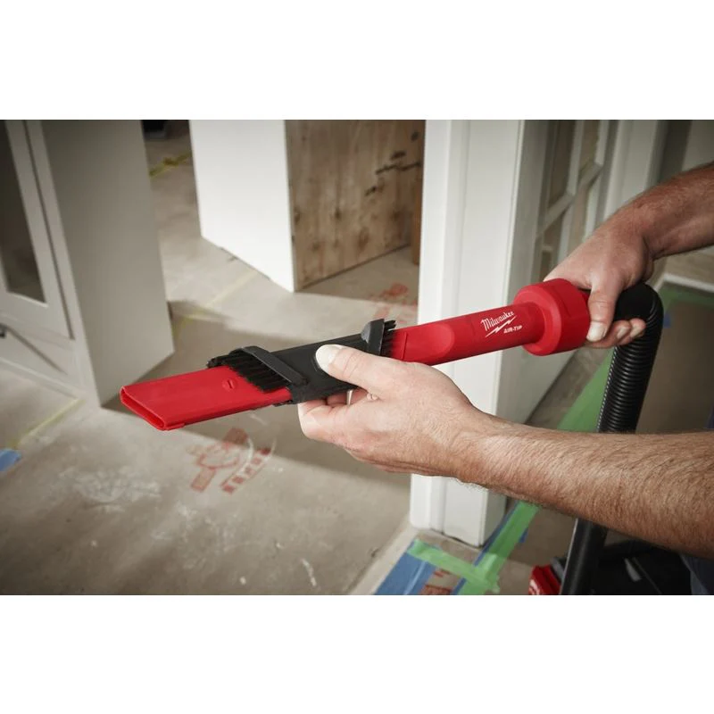 Milwaukee 49-90-2023 AIR-TIP 3-in-1 Crevice and Brush Tool - Image 9
