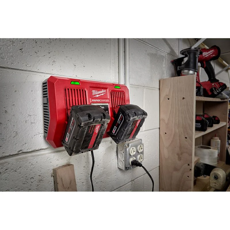 Milwaukee M18 Dual Bay Charger - Image 3