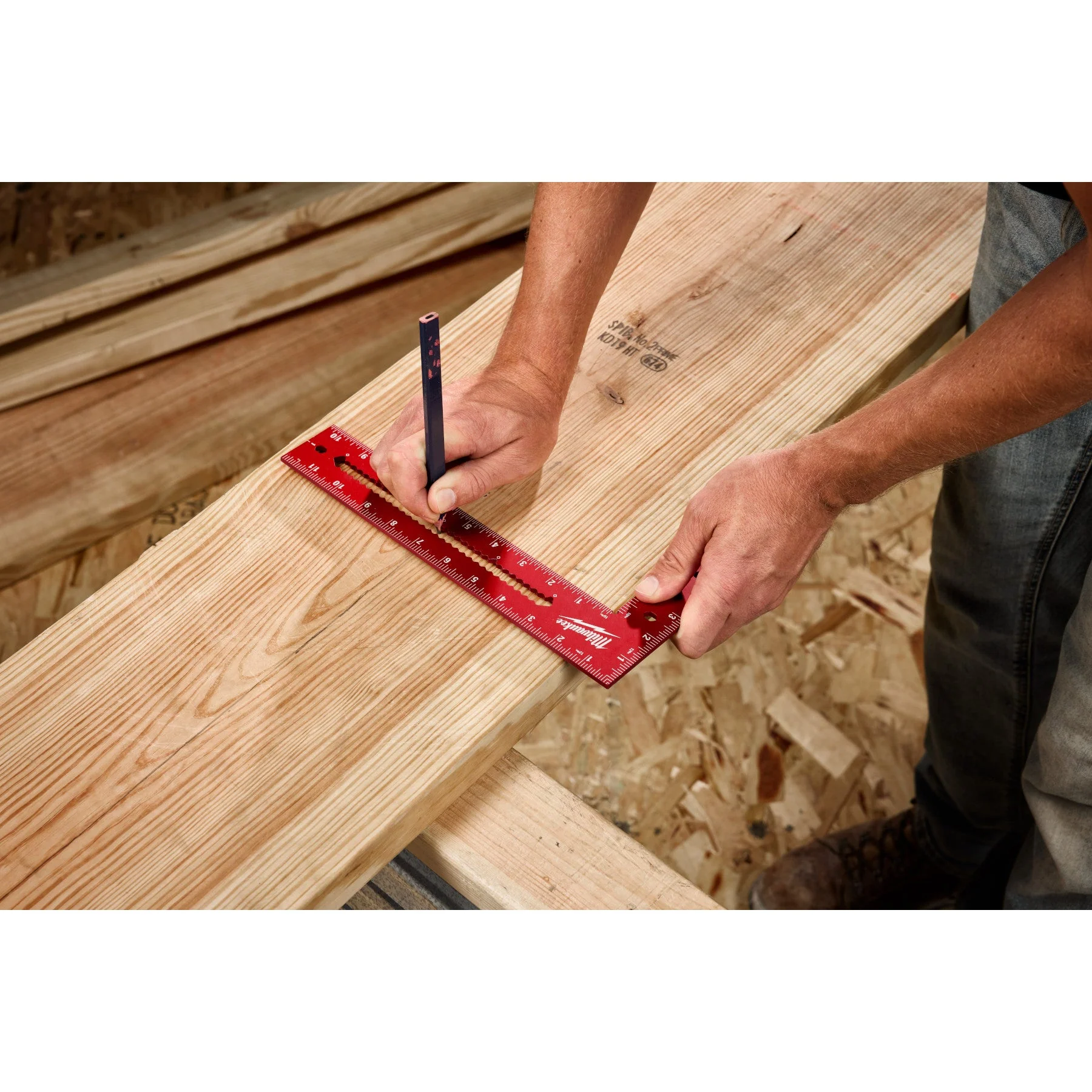 Milwaukee MLSQ812 8" x 12" Framing Square - Image 3
