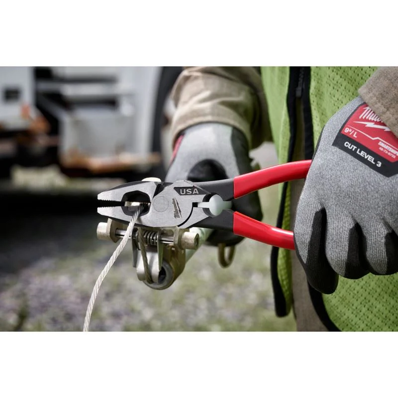 Milwaukee MT500T 9in Linemans Dipped Grip Pliers w/ Thread Cleaner (USA) - Image 9
