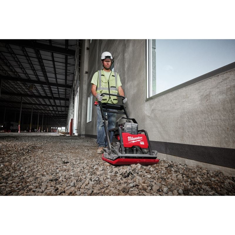 Milwaukee MXF220-2HD MX FUEL 20in Plate Compactor Kit - Image 31