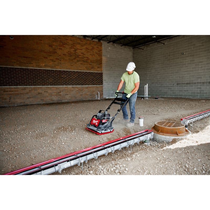 Milwaukee MXF220-2HD MX FUEL 20in Plate Compactor Kit - Image 34