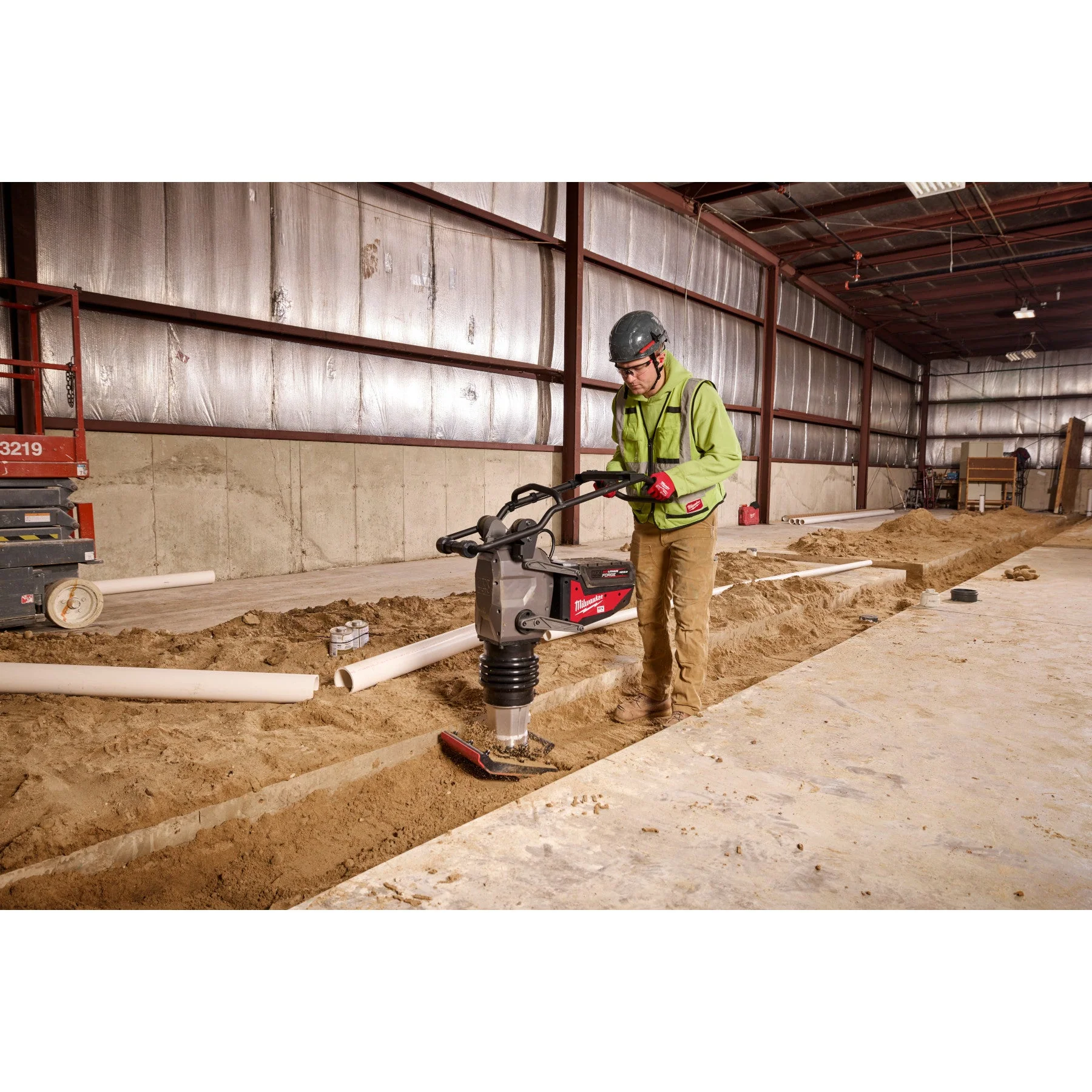 Milwaukee MXF270-2HD MX FUEL™ 70 kg Rammer Kit - Image 6