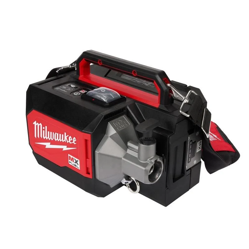 Milwaukee MXF370-2XC Concrete Vibrator Kit - Image 12