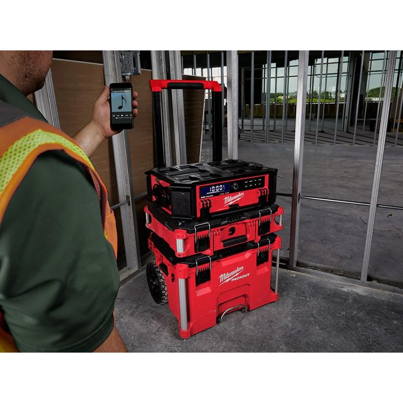 Milwaukee Packout Radio Charger - Image 3