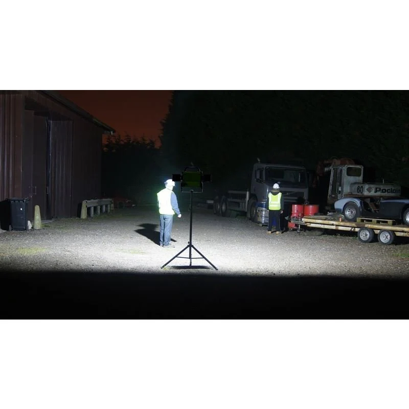 Primelite 24-615 Triple Panel Floodlight & Tripod Stand - Image 3