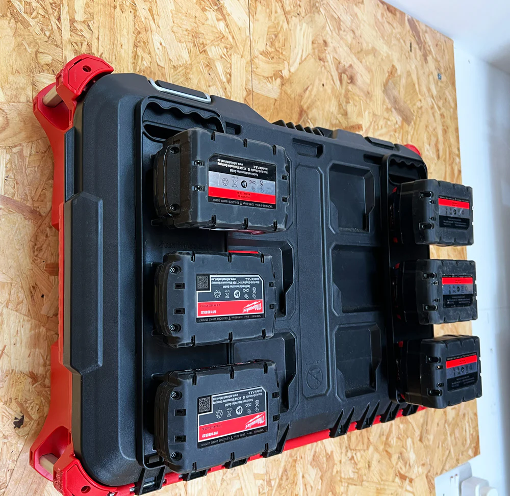 StealthMount BD-MW18-HF-1 Battery Board with Handle and Feet for Milwaukee M18 - Image 2