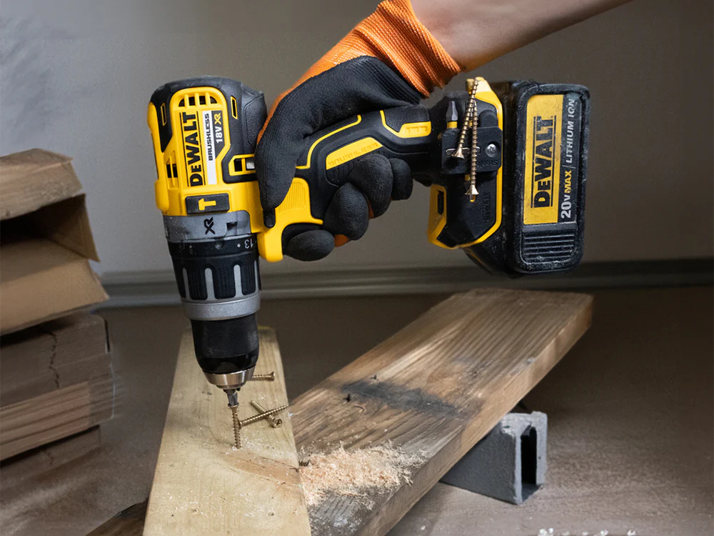 StealthMount BH-DW-S-YLW Stubby Magnetic Bit Holder for Dewalt XR & Flexvolt Tools (3 Pack) Yellow - Image 4